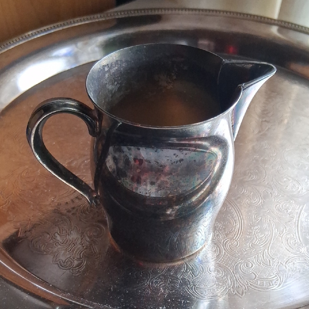 Vintage WM Rogers Silverplated Creamer